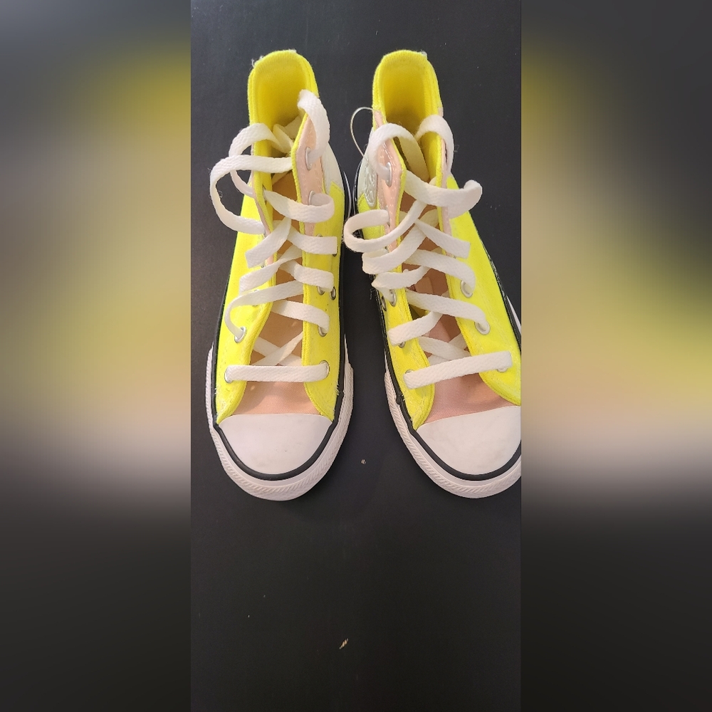 Converse Girls Neon Yellow All Star Size 12